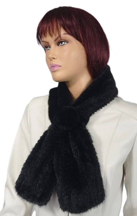 szaliczek z różą norka czarny Parys Furs 1.jpeg