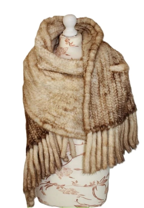 szal pearl wykonany z futra norki pleciony Parys Furs 1.JPG