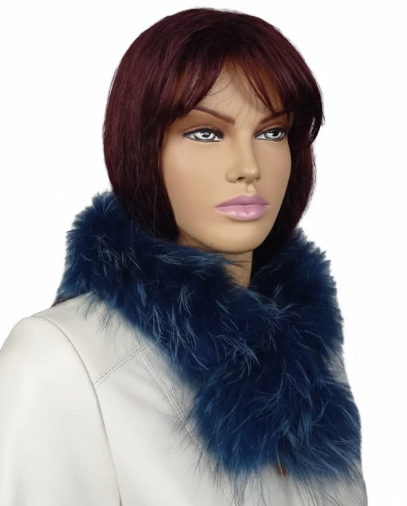szaliczek bola jenot farbowane futro niebieskie Parys Furs 2.jpg