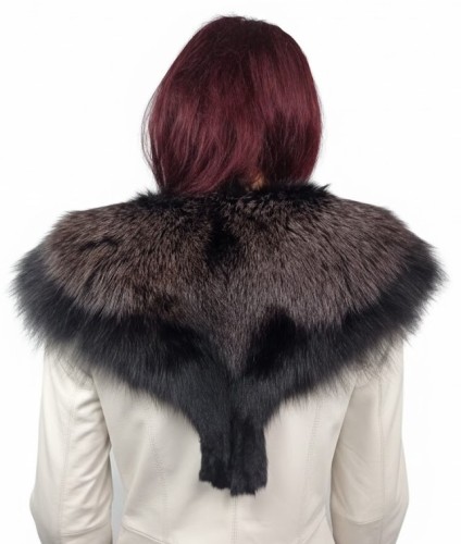 kołnierz etola z futra lisa 2 Parys Furs.jpg