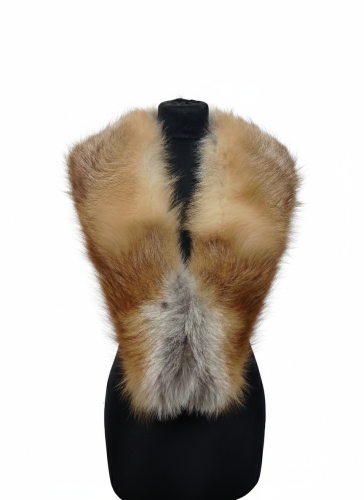 Długi kołnierz zapinany na haftkę Parys Furs