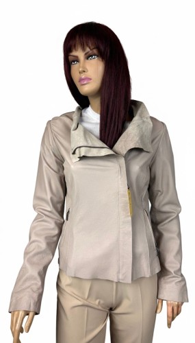 Kurtka damska skórzana Pearl Blush | Model Lene (2).jpg