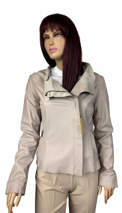 Kurtka damska skórzana Pearl Blush | Model Lene (2).jpg