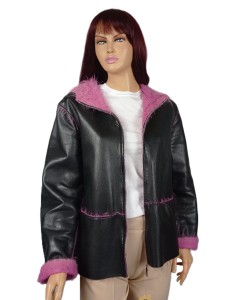 Skórzana kurtka damska z kapturem i różową efektowną podszewką