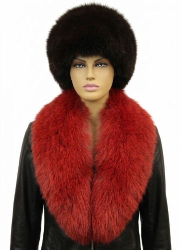 kołnierz z futra lisa farbowany czerwony Parys Furs Hit sezonu 1.jpg