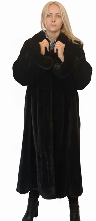 Długi płaszcz futro norcze MINK MALE BLACK Parys Furs1.JPG