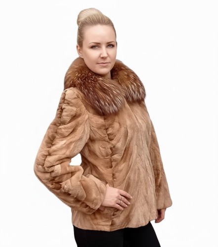 Kurtka damska z naturalnego futra norek, obszycie z lisa. Model VITAL parys furs 2.JPG