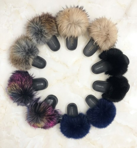 klapki z futerkiem parys furs futro naturalne modnehit sezonu stylowe.jpg