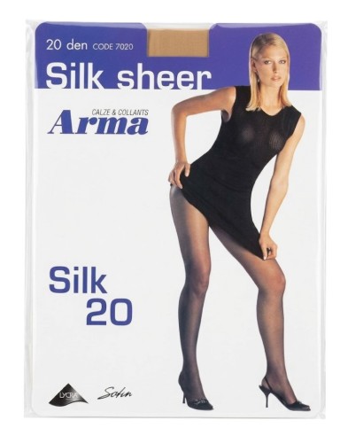 Front opakowania rajstop Arma Silk 20 DEN z modelką prezentującą jedwabisty połysk produktu Parys Furs.jpg