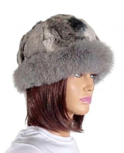 capka z futra królika rex z obszyciem z futra lisa elegancka Parys Furs damska odzież .jpg
