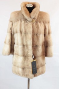 Kurtka damska z grzbietów norczych