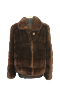 Kurtka z grzbietów norczych