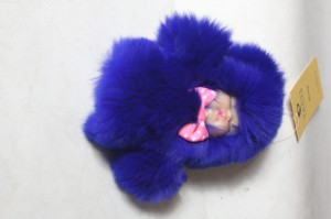 Brelok „Słodki Dzidziuś” obszyty futrem z norki