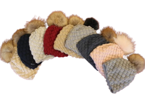 Czapka zimowa z pomponem z naturalnego futra