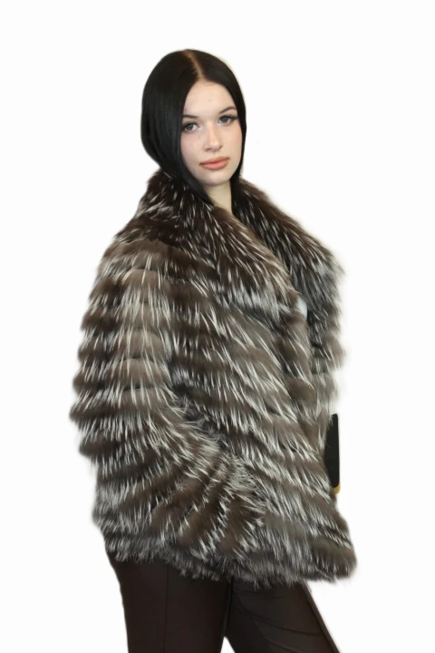 kurta-lis-kołnierz-parys-furs-futro-bok.JPG