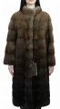 luksusowy-plaszcz-z-futra-cieniowany.JPG