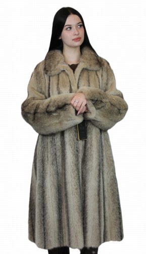 plaszczz-norka-grzbiety-przod-parys-furs.JPG