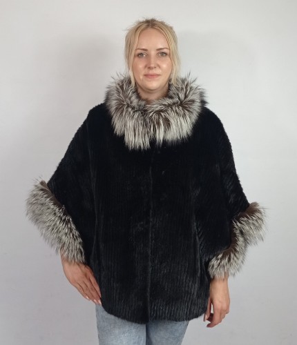Peleryna-futro-orek-Parys-Furs-widkok z przodu1.jpg