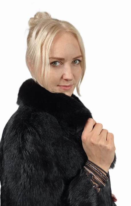 Luisa-kurtka-czarna.jpg