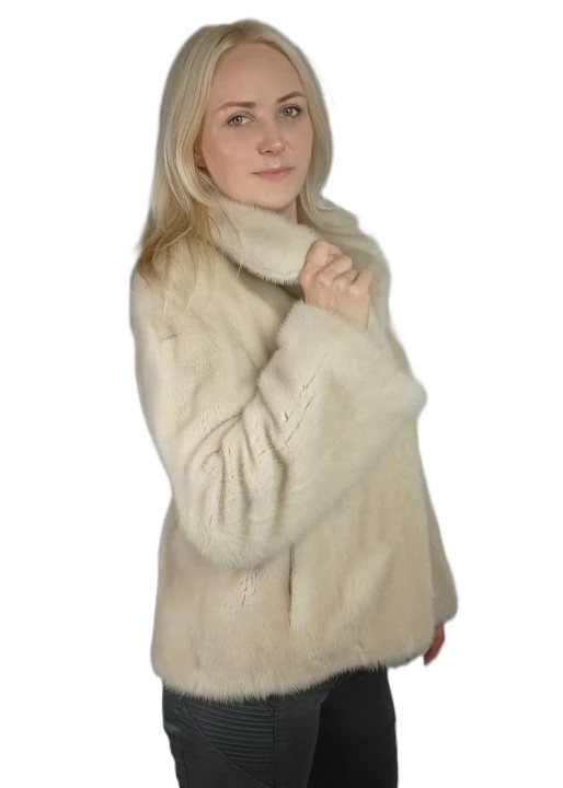 kurtka-pearl-parys-furs.jpg