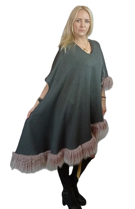 peleryna Cape parys furs owcze futro.jpg