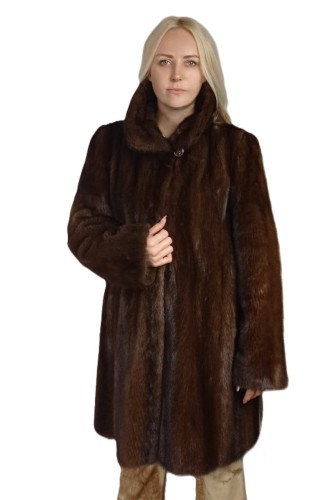 kurtka z futra grzbietów norczych 0664p parys furs3.jpg