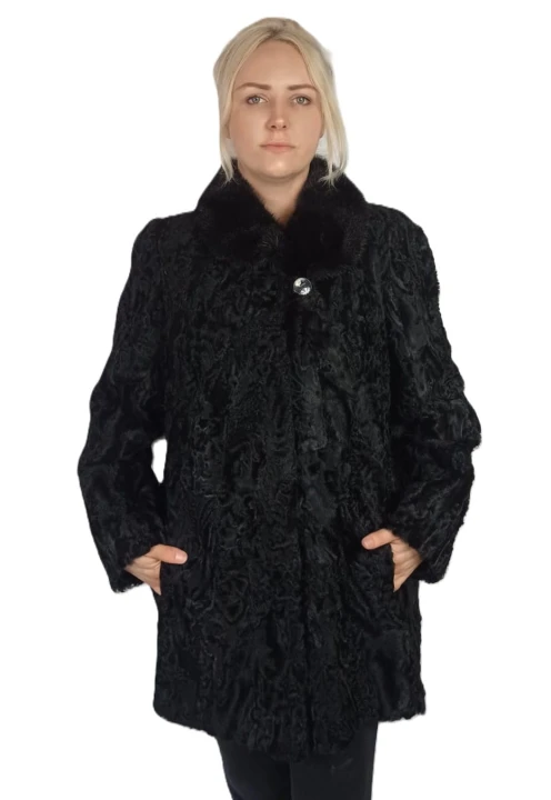 Płaszcz karakuły Kasia Ck Parys Furs2.jpg