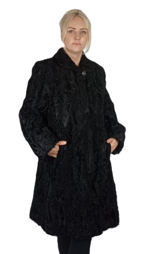 Futro kaja Kaakuły Parys Furs 40x95 1.jpg