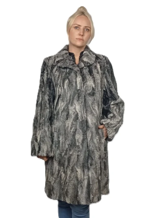 Kurtka futro z karakuła Kaja B parys Furs1.jpg
