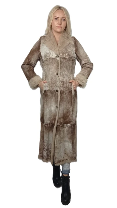 płaszcz flora brąz beż parys furs model flora1.jpg