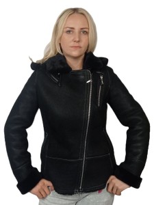 Kożuch damski z kapturem. Model Ramona 