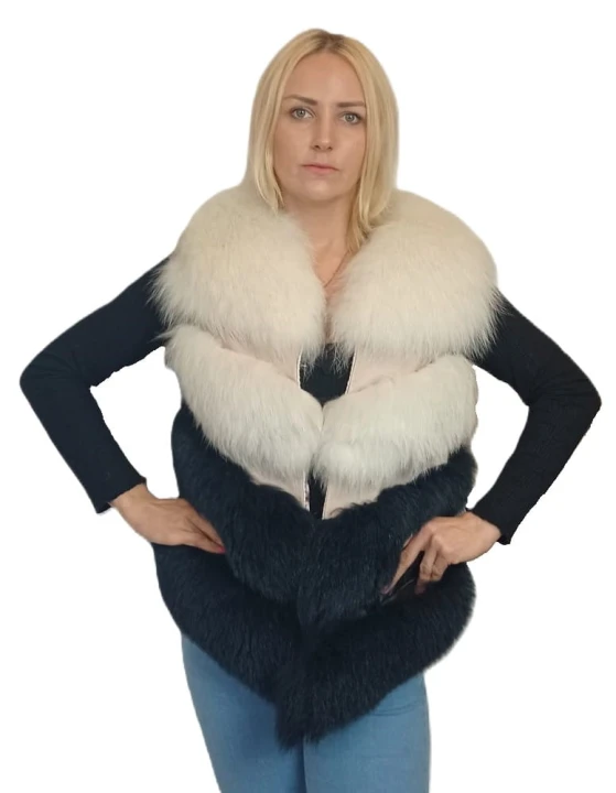 Kamizelka Emilia futro z lisów Parys Furs1.jpg