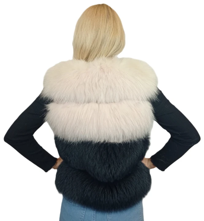 Kamizelka Emilia futro z lisów Parys Furs tył.jpg