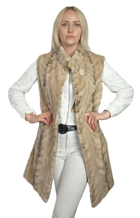 Kamizelka norka parys Furs łapka strzyżona1.jpg