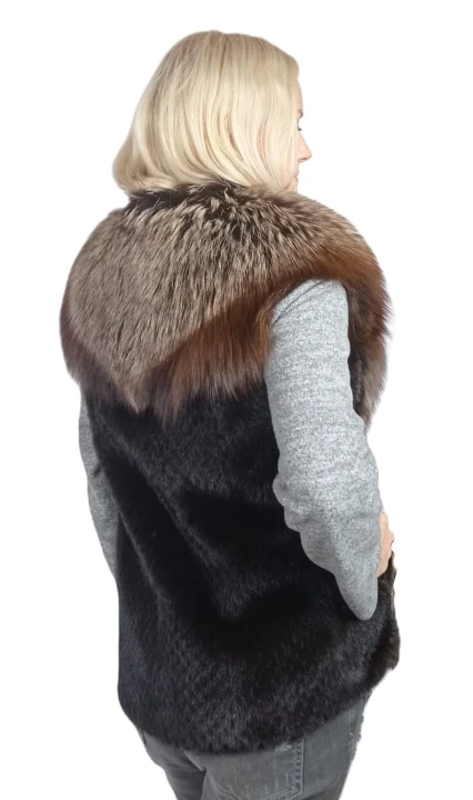 kamizelka norka plus lisy Parys Furs długość 65 cm2.jpg
