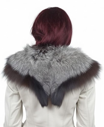 etola kołnierz z futra lisa srebrnego parys furs2.jpg