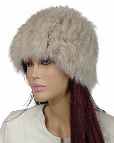 czapka smyk biły z ciemna końcówką pasy prys furs 2.jpg