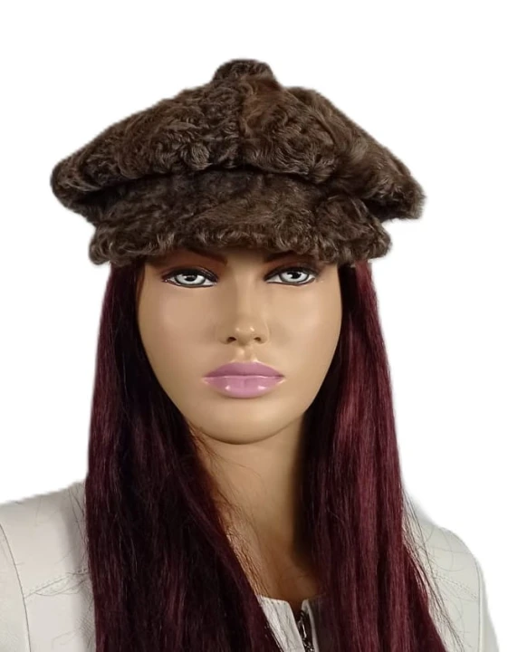 Kaszkiet futro karakuł łapka Parys Furs1 brąz.jpeg