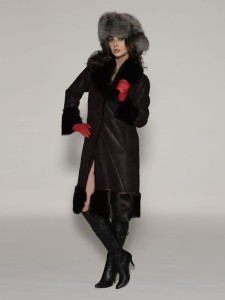 Kożuch damski z kołnierzem z lisa